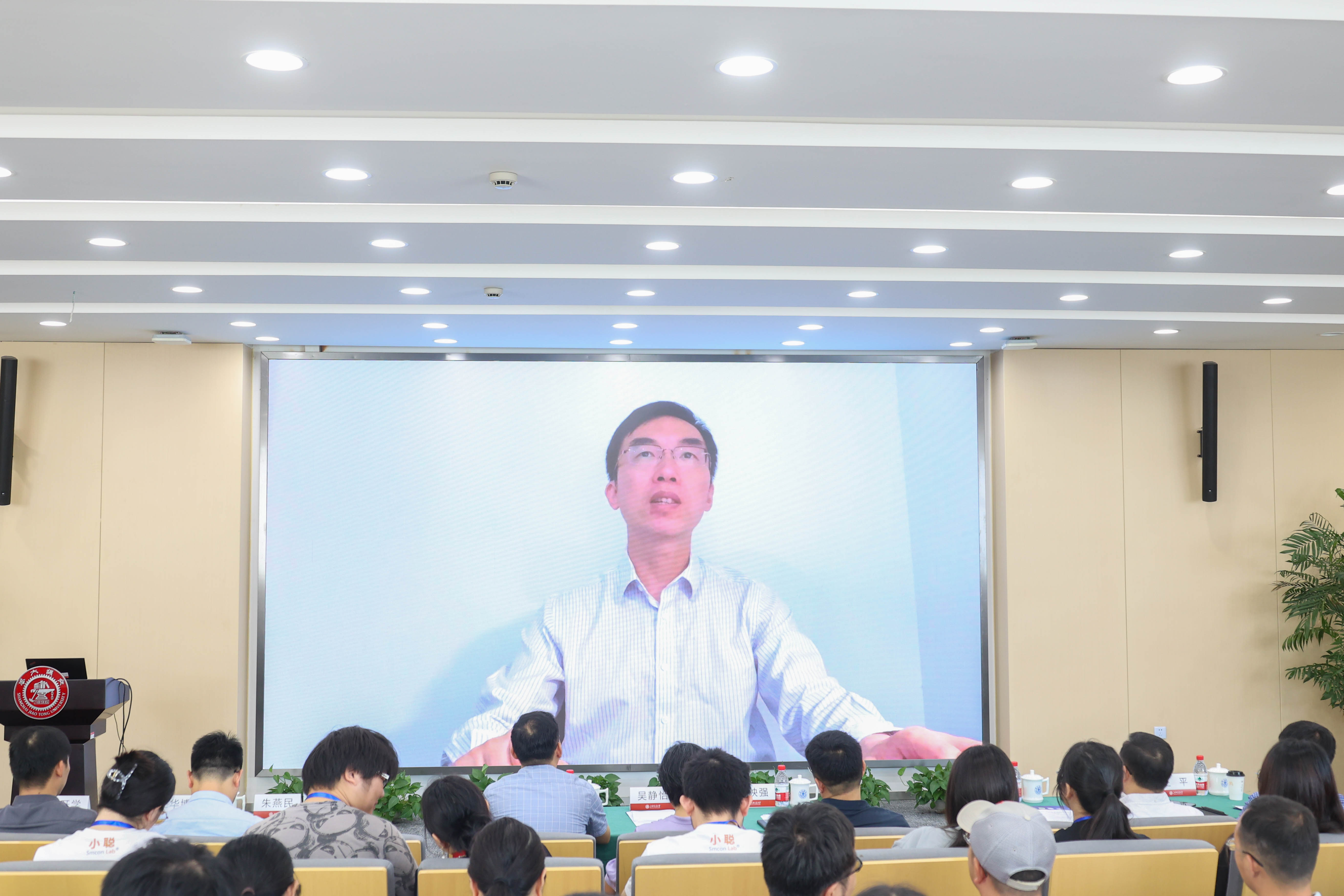 麻豆社
院长、中国科学院院士 樊春海.JPG